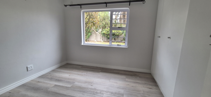 To Let 3 Bedroom Property for Rent in Waves Edge Western Cape